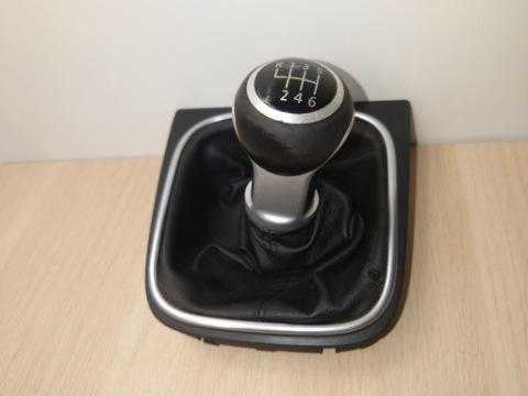 РУЧКА ПЕРЕКЛЮЧЕННЯ ПЕРЕДАЧ ПЕРЕДАЧ GOLF V R32 2008R 