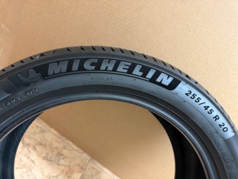 ШИНИ ЛІТНІ MICHELIN PRIMACY 4 255/45 R20 105V УПРАВЛІННЯ VOLVO XC60 
