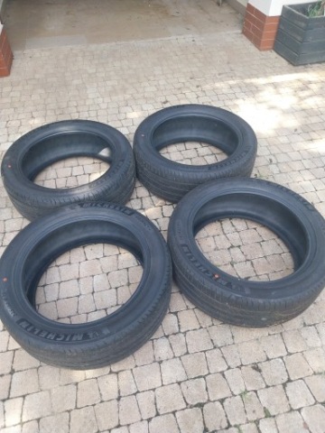 ПРОДАМ 4 ШИНИ ЛІТНІ MICHELIN PRIMACY 4 235/50 R19 103V 