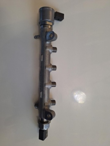 04L089G НАКЛАДКА ПАЛИВНА VW SKODA SEAT 2.0 TDI 
