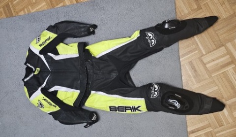 КОМБІНЕЗОН З ДВОХ ЧАСТИН BERIK 2.0 GREEN KAWASAKI ROZM. 58 