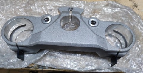НОВАЯ ПОЛКА ПОДВЕСКИ DUCATI MULTISTARADA 950 1200 ВЕРХНЯЯ [OEM: 34111671AA] 
