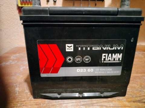 АКУМУЛЯТОР TITANIUM FIAMM ЧОРНИЙ D2360 12V 60AH 540A (EN) P+ 