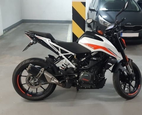 KTM DUKE 125, 200, 250, 390 -КРІПЛЕННЯ НОМЕРНОГО ЗНАКА