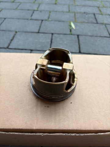 ПОРШЕНЬ BMW M2 F87 M3 F80 M4 F82 F83 3.0 S55 S55B30A 7846333 