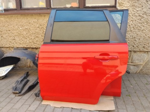 ДВЕРІ ЛІВИЙ ЗАД DO FORDA FOCUS MK2 РЕСТАЙЛ УНІВЕРСАЛ СТАН ДУЖЕ ДОБРИЙ 