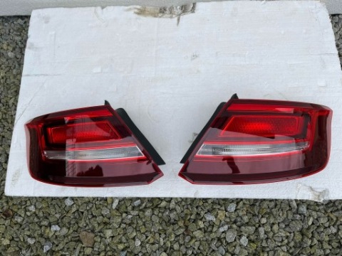 AUDI A3 8V ПРАВА ЛІВА ФАРА 8V4945070 8V4945069 