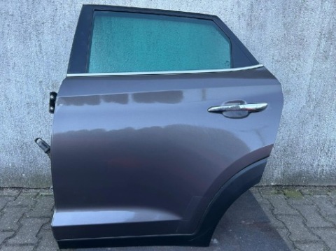 ПРОДАМ ДВЕРІ ЗАДНЄ OD HYUNDAIA TUSCONA 3 PO РАСТАЙЛІНГ W КОЛЬОРІ XN3. 