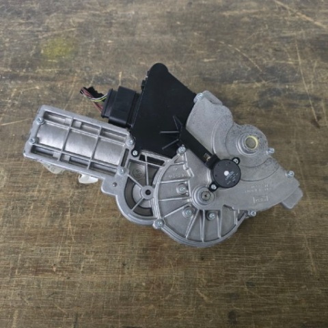 4E0827852H МЕХАНІЗМ ВІДКРИТТЯ БАГАЖНИКА AUDI S8 A8 D3 СЕРВОПРИВІД 