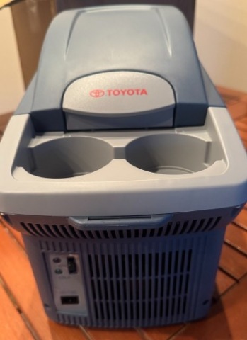 ХОЛОДИЛЬНИК TOYOTA COOLBOX T08 НОВА ОРИГІНАЛ 