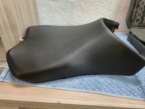 СИДІННЯ ДИВАН СИДІННЯ KAWASAKI Z1000SX 