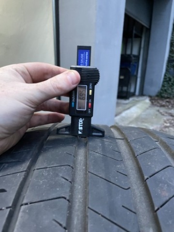 Pirelli Pzero PZ4, 285/40/19 6,95mm DOT1121