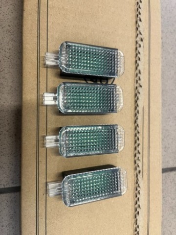 ЛАМПОЧКА LED (СВІТЛОДІОД) AUDI, SKODA, VW, SEAT 4E0947415 OE ОРИГІНАЛ 