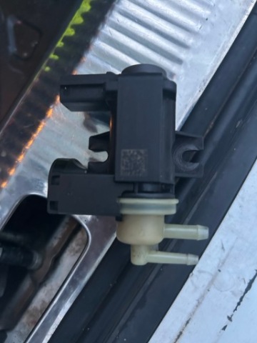 КЛАПАН ТИСКУ 8K0906627 VW AUDI A4 A6 A7 A5 Q5 2.0 TDI ОРИГІНАЛ 