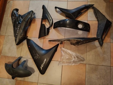 YAMAHA YZF R125 ПЛАСТИКИ ВІТРОВИКИ НОВА ХВІРТКА РИЧАГ ВЕРХНІЙ КАРТА ПЛАСТИК 