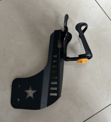 МЕТАЛІЧНИЙ CUPHOLDER DO ДВЕРІ ВОДІЯ JEEP WRANGLER JK (2006-2017) 