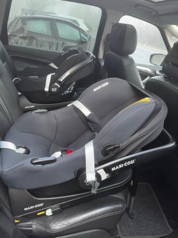 MAXI-COSI CABRIOFIX I-SIZE КРІСЛО АВТО 0-13 KG TYLEM ЧОРНИЙ 