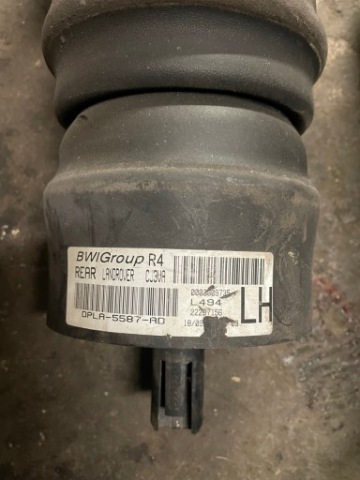 ПОДУШКИ ЛІВИЙ ПРАВИЙ ЗАД RANGE ROVER SPORT 22287156 22277032 