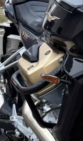 ЗАЩИТА / ДУГИ ДВИГАТЕЛЯ ПРАВЫЙ SW-MOTECH DO MOTO GUZZI V100 MANDELLO/S 