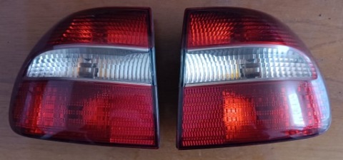 ЗАДНІ ФАРИ DO VOLVO V40 2004R 
