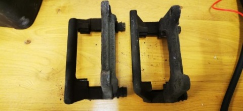СКОБИ ЗАД AUDI A8 W12 335MM 