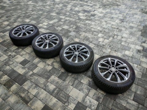 OKAZJA! ДЮЙМІВ КОЛЕСА ЗИМОВІ KIA HYUNDAI 5X114.3 225/45R17 CONTINENTAL 7MM 