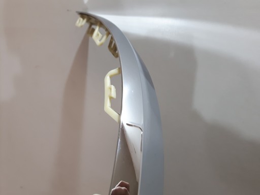 LISTWA CHROM ZDERZAKA LEWA TYŁ BENTLEY BENTAYGA 36A807723