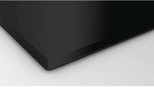 Поврежденная индукционная варочная панель Bosch PIF651FB1E