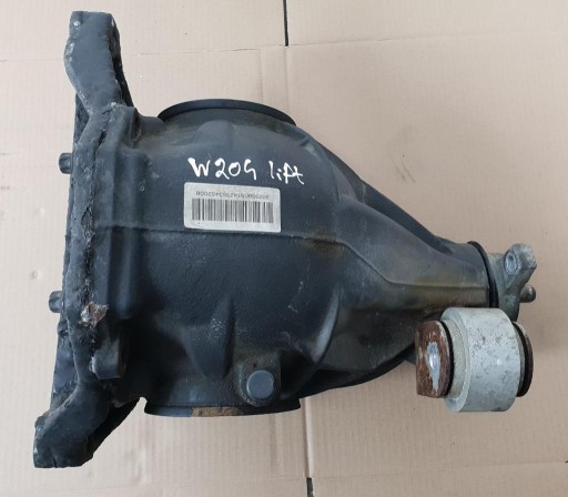 ОСЬ ЗАДНИЙ ДИФФЕРЕ MERCEDES W204 2.2 CDI 2073500514