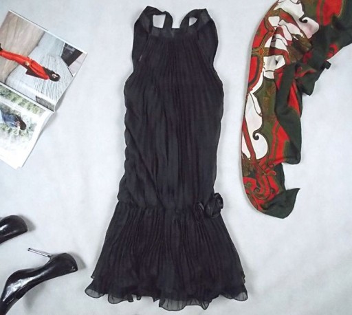 GINA TRICOT YOKO PARTY черные складки в стиле пин-ап 34/36