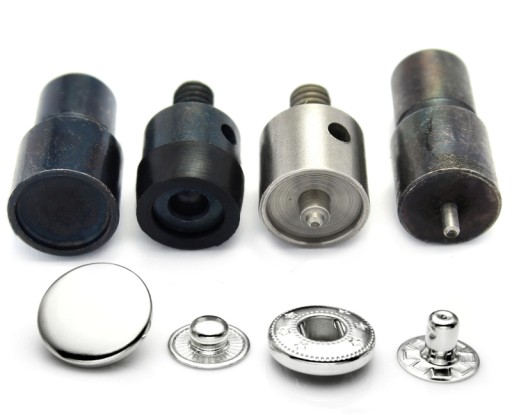 Zagniatacze do napownicy zatrzasków 20 mm typu 831