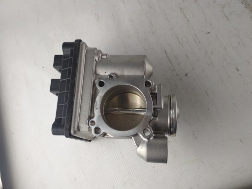 Новая дроссельная заслонка Mercedes A1661413625 W168, Viano