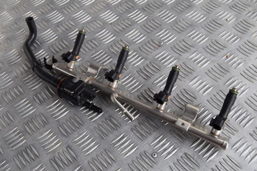 РЕЙКА ИНЖЕКТОРА JEEP CHEROKEE KL 2.4 4627120AC