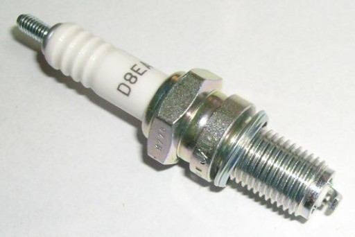 Свеча зажигания NGK D8EA