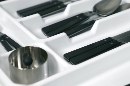 ВСТАВКА ДЛЯ СТОЛОВЫХ ПРИБОРОВ В ЯЩИК ОРГАНАЙЗЕРА BLUM UNI 45