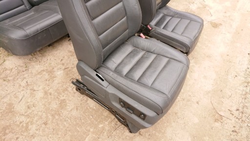 ПЕРЕДНИЕ СИДЕНИЯ VW TOUAREG, ЧЕРНАЯ КОЖА