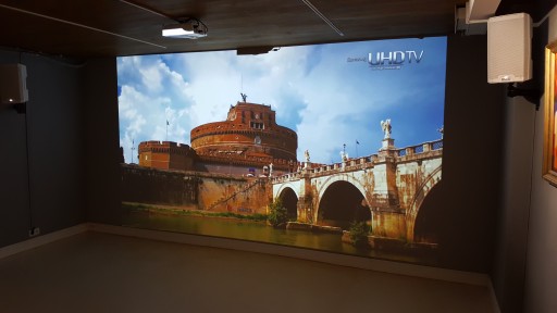 Проекционный экран, окрашенный NOXSCREEN #1 Белый