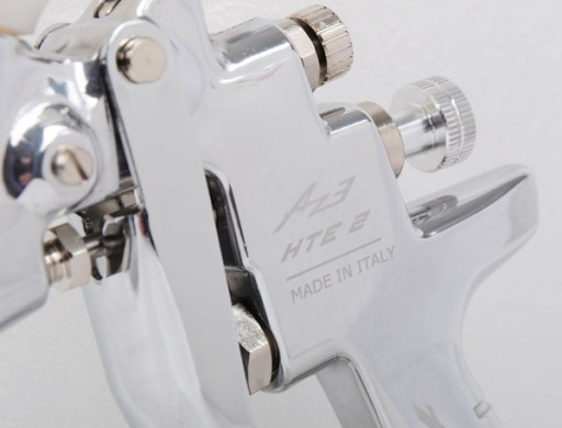 Краскопульт Iwata AirGunsa AZ3 HTE-2AV 1,5 идеален для покраски