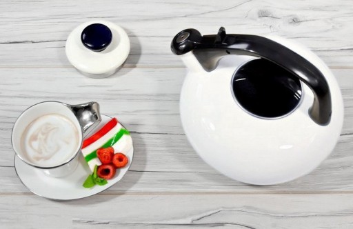 Чайник Forchetto Luna Bianco 2,5л белый эмалированный
