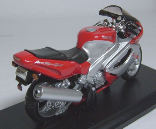 МОТОР YAMAHA YZF1000R THUNDERACE МЕТАЛЛИЧЕСКИЙ ВЕЛЛИ 1:18