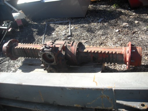 Мостовой подъемник CARRARO Manitou