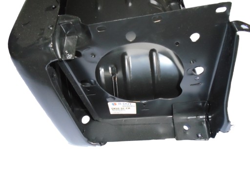 SUZUKI SAMURAI SAMURAI 90-98 КРЫЛО ПЕРЕДНЕЕ ПРАВОЕ