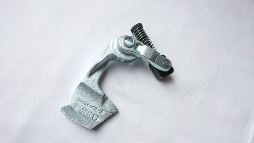 РЫЧАГ ПЕРЕКЛЮЧЕНИЯ ПЕРЕДАЧ AUDI A3 04-13 1K0711046T