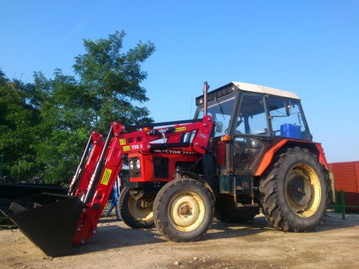 Фронтальный погрузчик TUR 5 Zetor 8011 7245 7745 5340