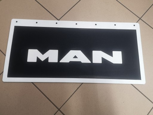 Брызговик фартука MAN, рельефный, крашенный, 64x30 PL