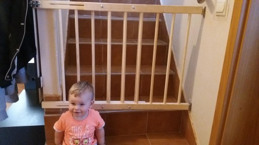 BRAMKA ZABEZPIECZAJĄCA NA SCHODY, DRZWI 102-182 cm