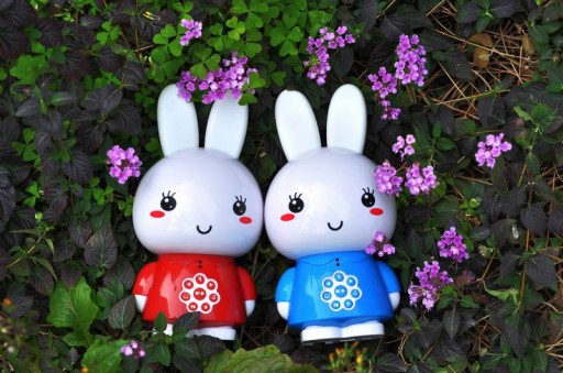 Alilo Honey Bunny G6 RED - сказочные песни в mp3