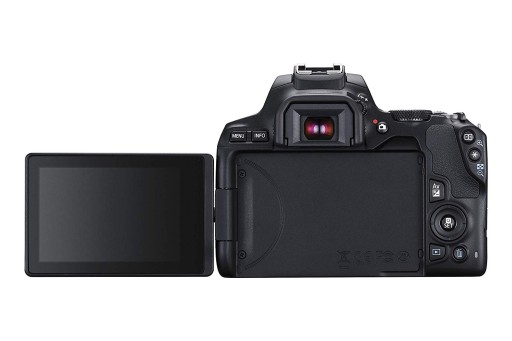 CANON EOS 250D WI-FI 4K EF-S 18-55MM f/3.5-5.6 IS II ZE STABILIZACJĄ OBRAZU