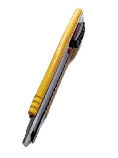 STANLEY 10-421 НОЖ С МЕХАНИЗМОМ БЛОКИРОВКИ 18 мм