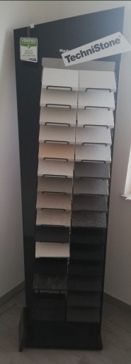 СТУПЕНЬ СТУПЕНИ из конгломерата Technistone ЧЕРНЫЙ